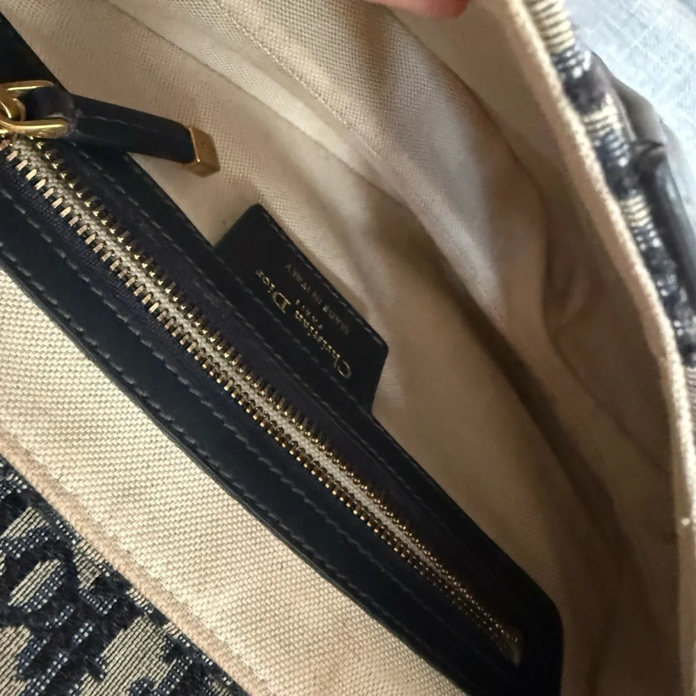 Christian Dior Saddle Bag – Oblique Canvas with Gold Hardware + Logo Strap - Picture 11 of 14